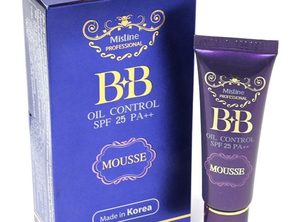 Матирующий BB-крем для жирной кожи Mistine SPF25 15 мл в синем тюбике