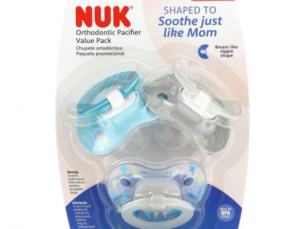 NUK, Ортодонтическая соска Glow in the Dark, для детей 6–18 месяцев, со вкусом молнии и звездочки, набор из 3 продуктов