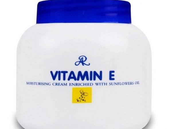 Крем для тела с витамином Е, Таиланд, 200 мл. / Aron Vitamin E Moisturising Cream