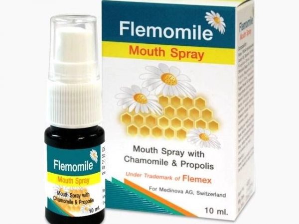 Спрей для рта и горла с Прополисом и Экстрактом Ромашки Flemomile Mouth Spray, 10 мл. Таиланд