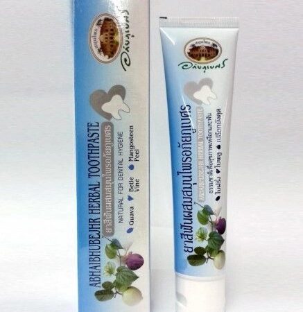 Зубная паста Апхайпхуубээт 70 г / Herbal Toothpaste Guava  Betel Vine  Mangosteen Peel 70 g